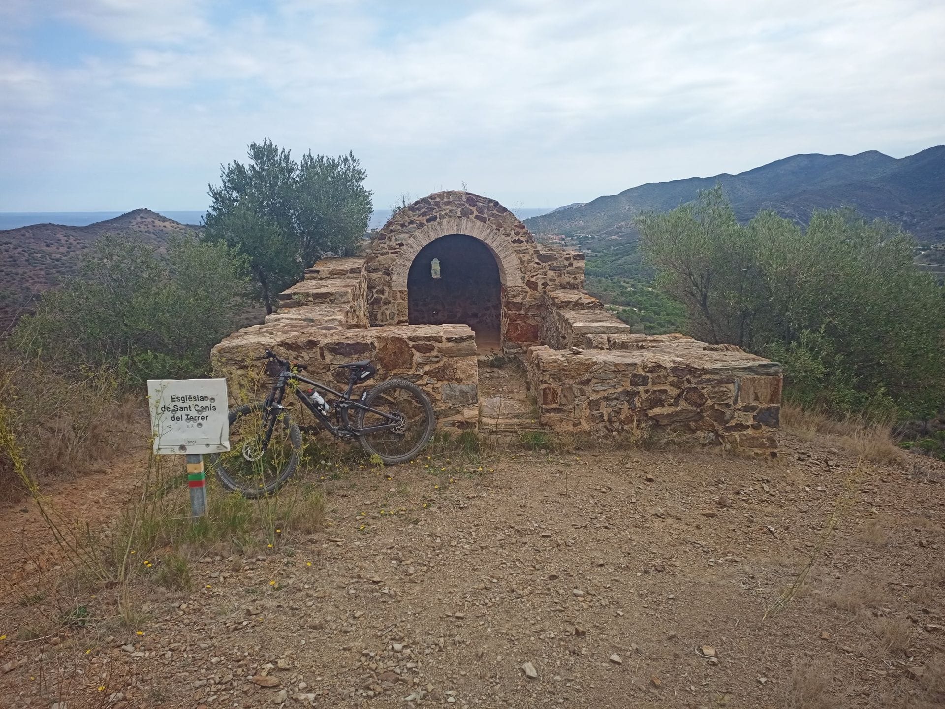 Església de Sant Genís del Terrer